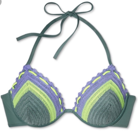 Shade & Shore Other - Shade & Shore Light Lift Crochet Halter Bikini Top